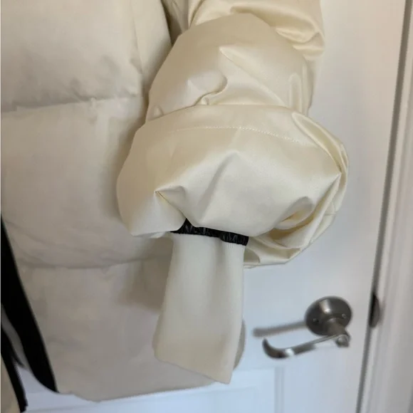 Uniqlo +J Hybrid Down Jacket (by Jil Sander) - Picture 3 of 4